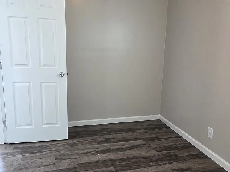 25684 Spring Dr #D — Photo 15