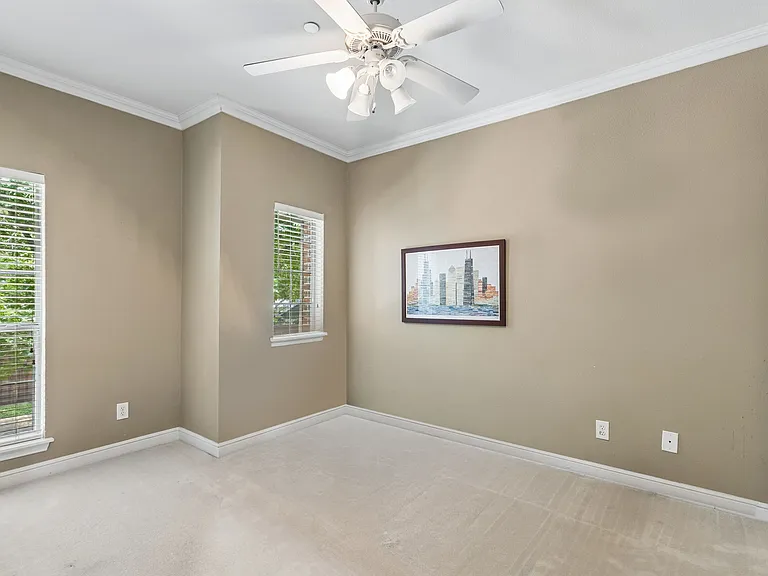 4147 Towne Green Cir — Photo 23
