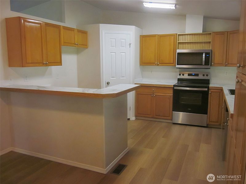 4th image of 400 Fallert Road