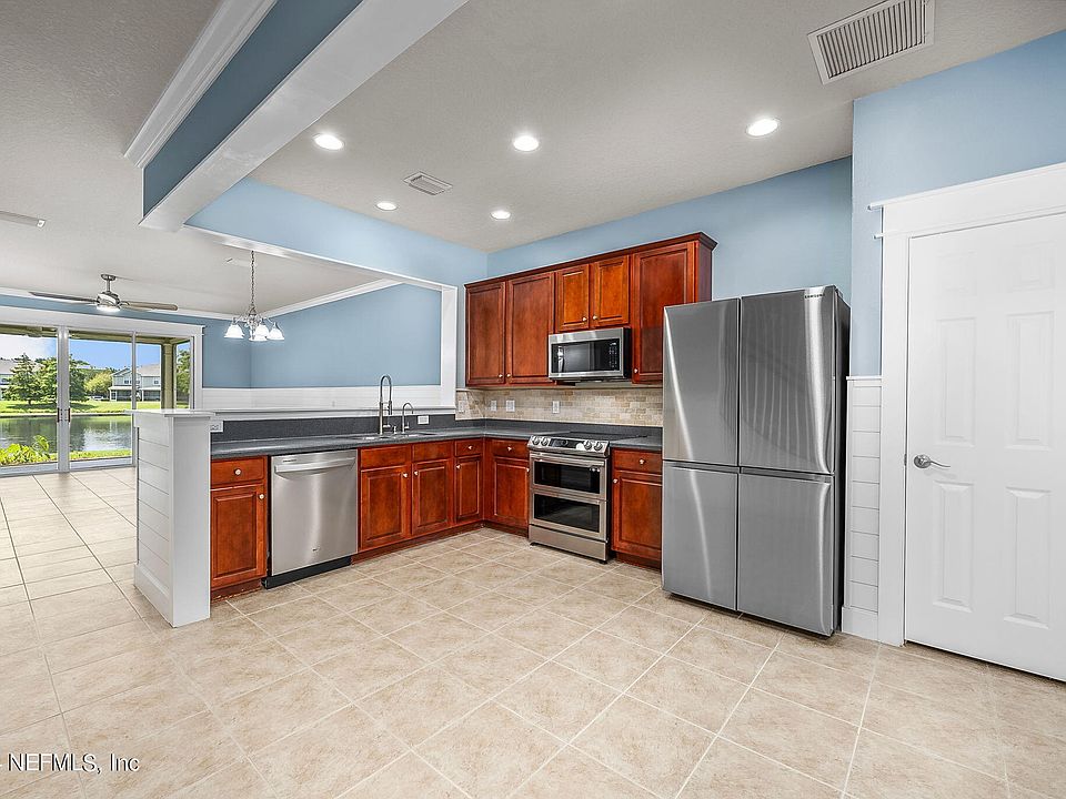 1st image of 7024 ROUNDLEAF Drive