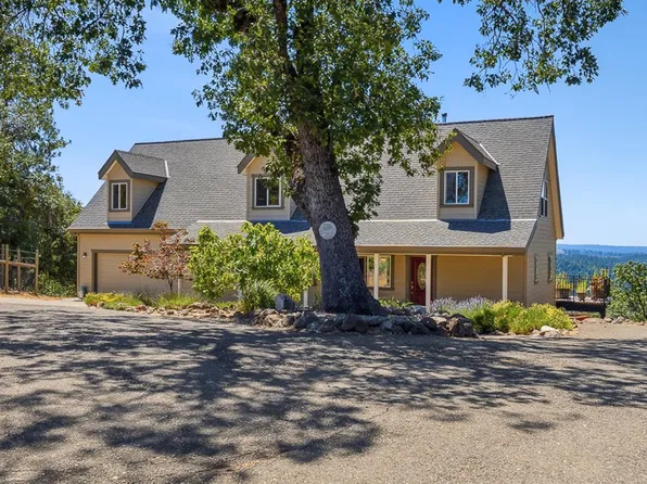 5590 Lynx Trl, Pollock Pines, CA 95726