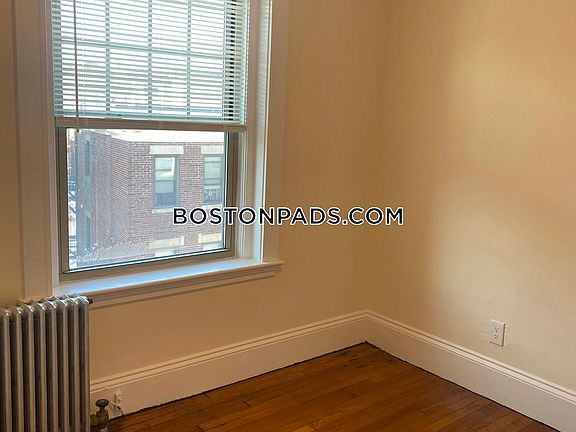 4th image of 1315 Commonwealth Ave APT 507