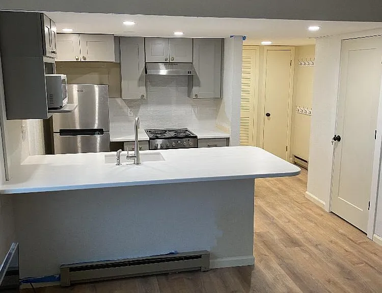 207 Lake Dr — Photo 6