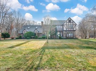 3 Daria Dr, Bolton, CT 06043