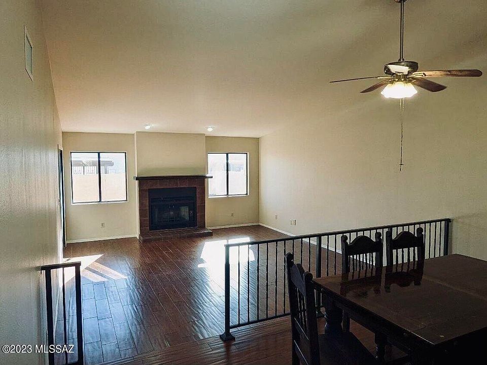 2nd image of 1409 W Cerrada Colima