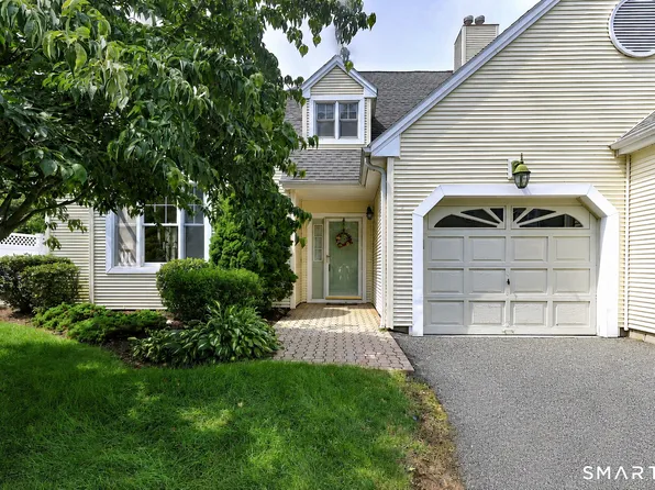3 Southwick Court North #3, Milford, CT 06461