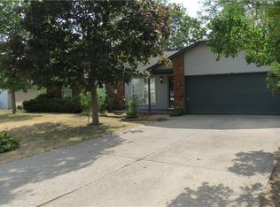 3250 Cherry Lake Ln, Indianapolis, IN 46235