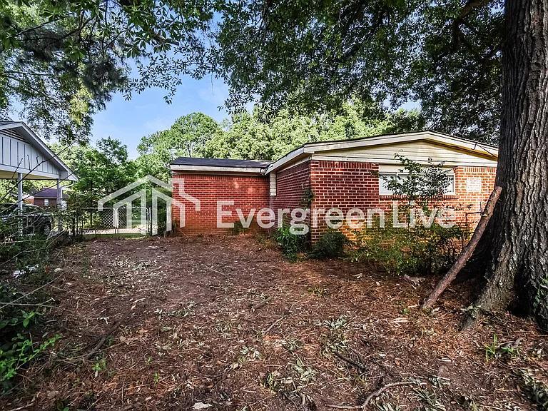 8256 Southaven Cir W — Photo 15
