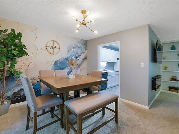 3rd image of 8740 Roswell Rd Unit 10B