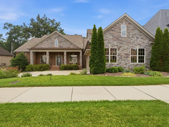 333 Bournemouth Ln, Hermitage, TN 37076