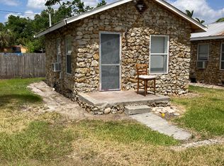 46 Cypress St, North Fort Myers, FL 33903