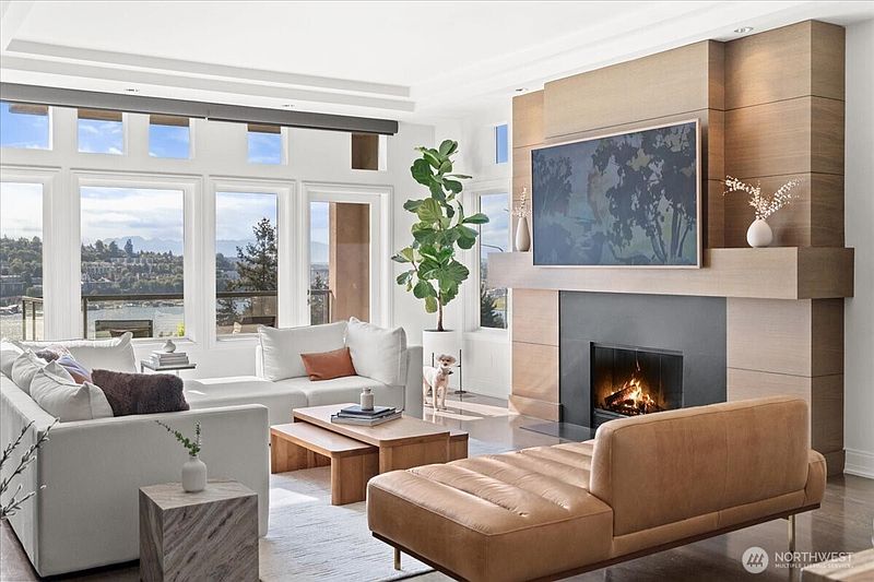 2nd image of 1958 Harvard Avenue E #201