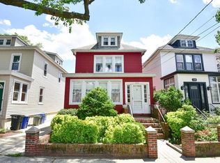 332 E 238th St, Bronx, NY 10470