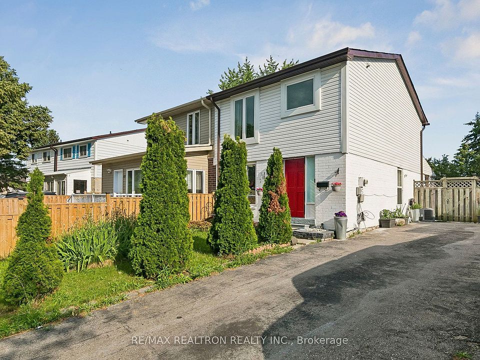 1st image of 25 Whiteleas Ave