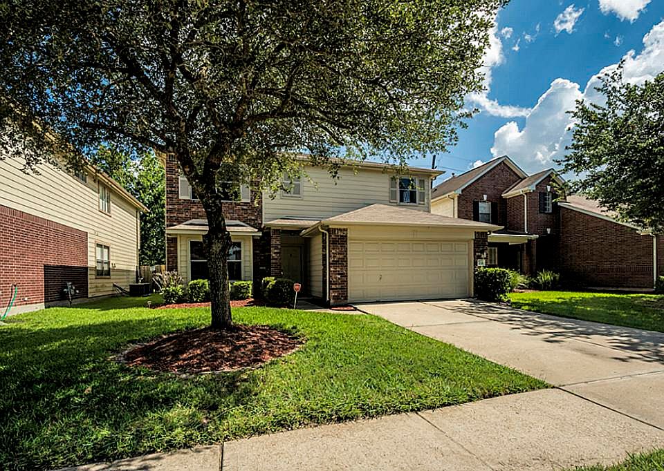 1st image of 1738 Oxford Green Ct