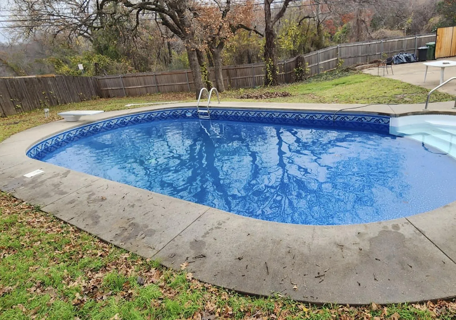 1402 Tiffany Forest Ln — Photo 2