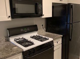 130 Fordson Ave APT 8, Cranston, RI 02910