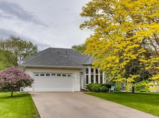300 Cherry Hill Trl, Hamel, MN 55340