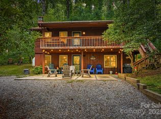 196 Hamburg Mountain Rd, Weaverville, NC 28787