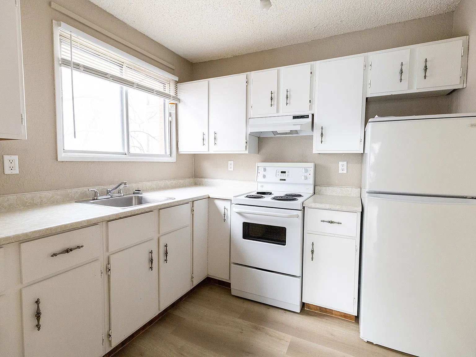 Chinook Woods Apartments — Photo 4