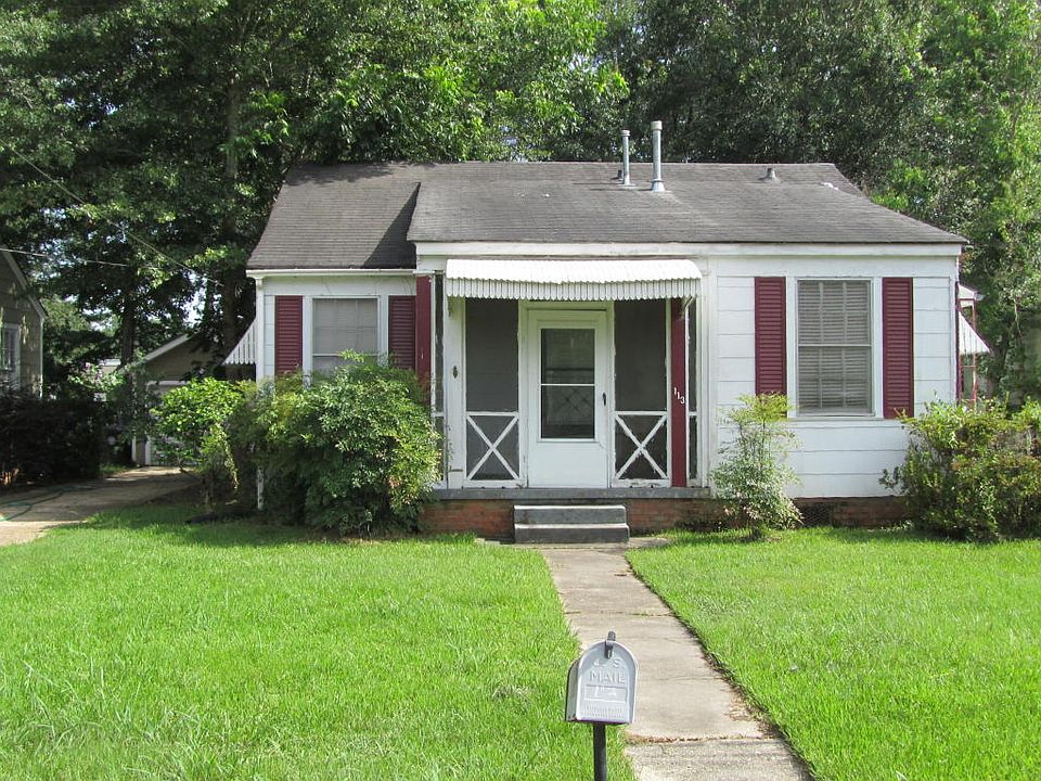 2nd image of 113 Conti St