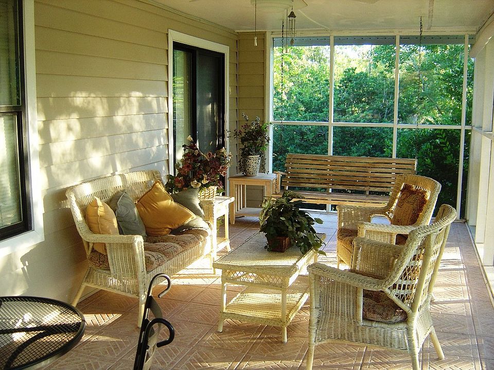 2nd image of 5661 Silver Sands Cir