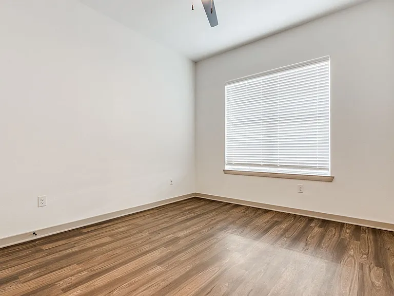 Era Apartments — Photo 38