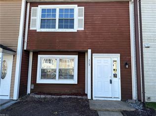 719 Spence Cir, Virginia Beach, VA 23462