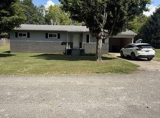 232 Meadow Ln, Sweetwater, TN 37874