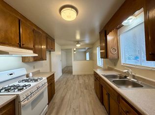 2116 Phobos Ct, Redding, CA 96002
