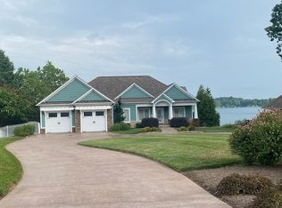 457 Key West St, Moneta, VA 24121