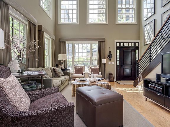 5th image of 50 N 4th St #Townhouse 4
