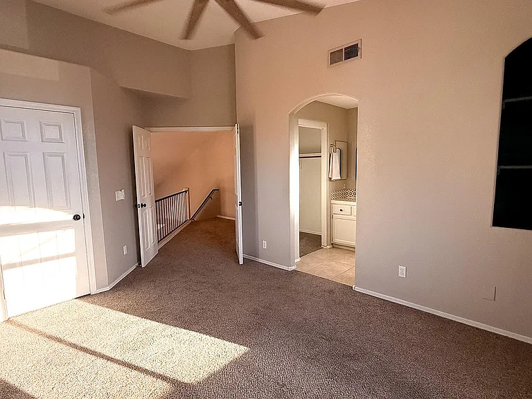 500 N Roosevelt Ave #46 — Photo 21