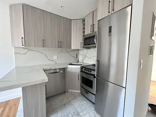 Rented by Akam Sales and Brokerage | media 14