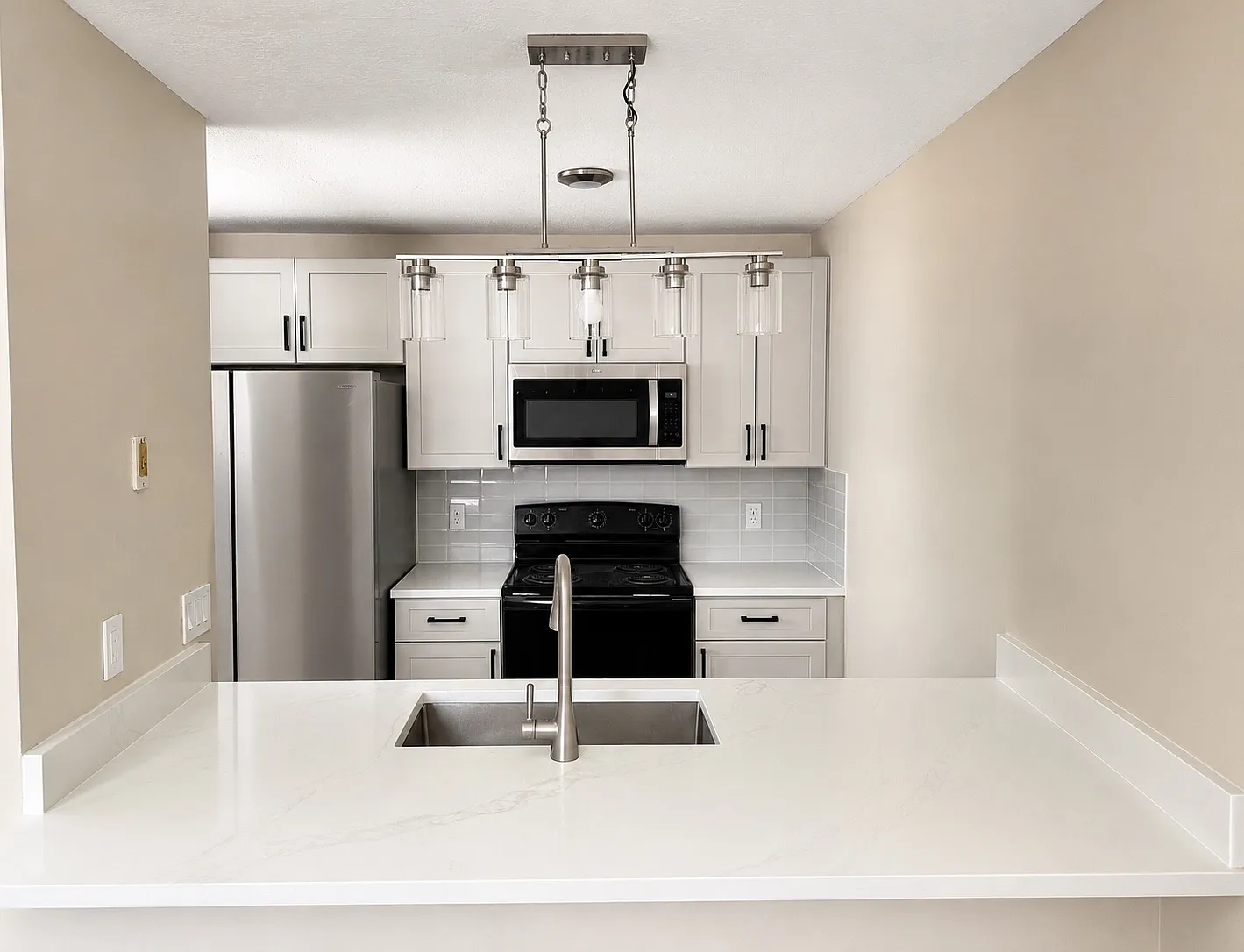 2 bed, 1100 sqft, $1,895 — Photo 3