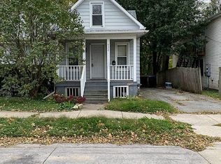 926 W Grove St, Bloomington, IL