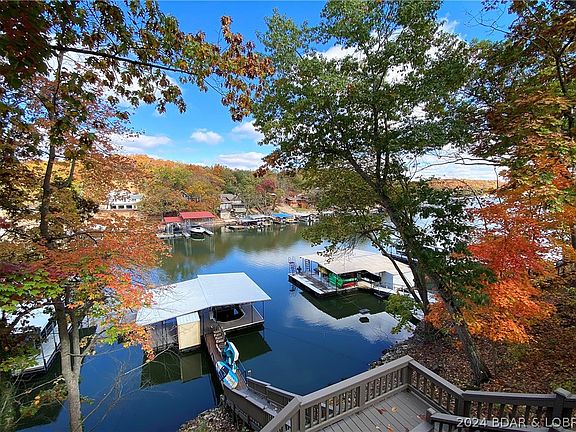 3rd image of 403 Wildwood Shores Dr