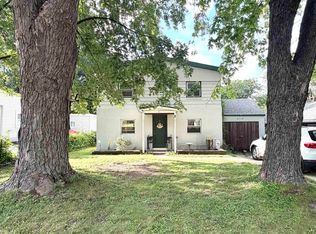 2119 E Riverview Ct, Peoria Heights, IL 61616