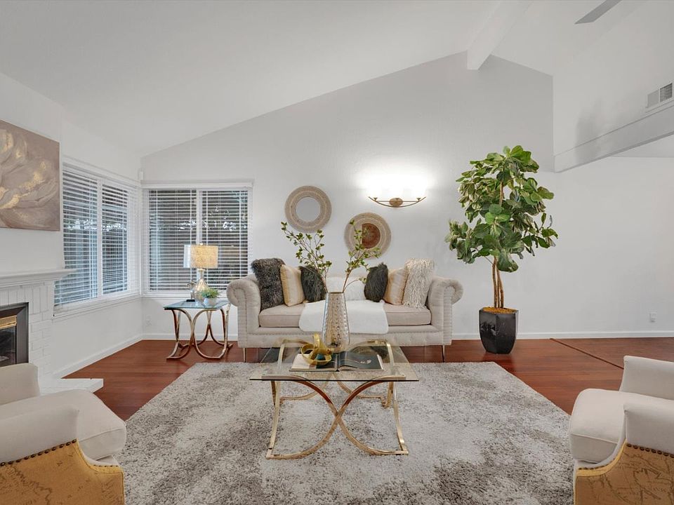 1st image of 3305 San Carlos Way