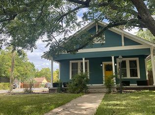 1601 W Lake Dr, Taylor, TX 76574