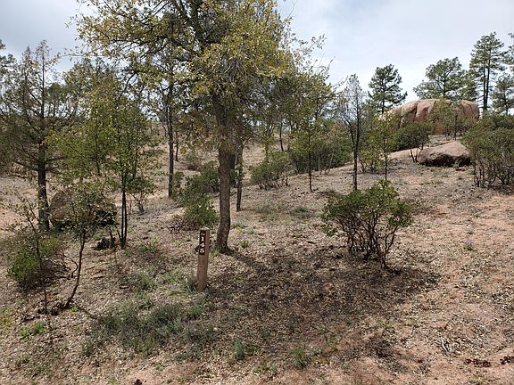 3rd image of 900 S Monument Valley Dr