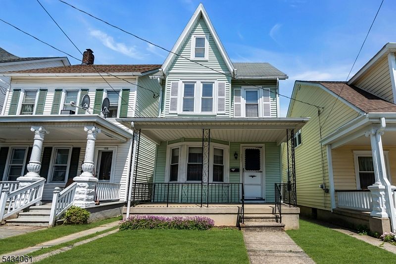 1st image of 157 Bullman St