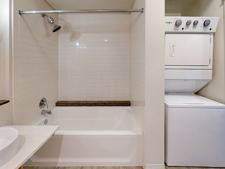 Elements Apartments — Photo 115