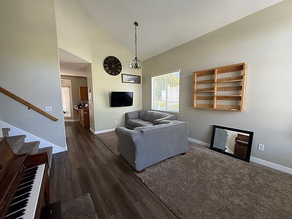 2nd image of 5945 W Maren Pl