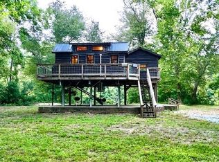 78 River Rd, Carlton, GA 30627