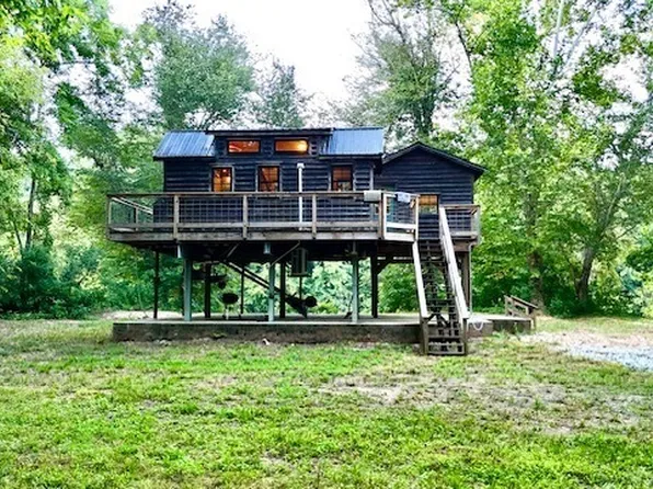 78 River Rd, Carlton, GA 30627