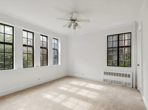 116 Pinehurst Avenue image 10 of 25