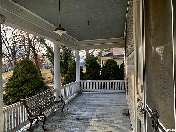 2nd image of 308 Franklin St