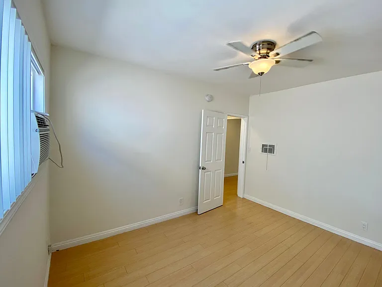 3726 S Canfield Ave #7 — Photo 7