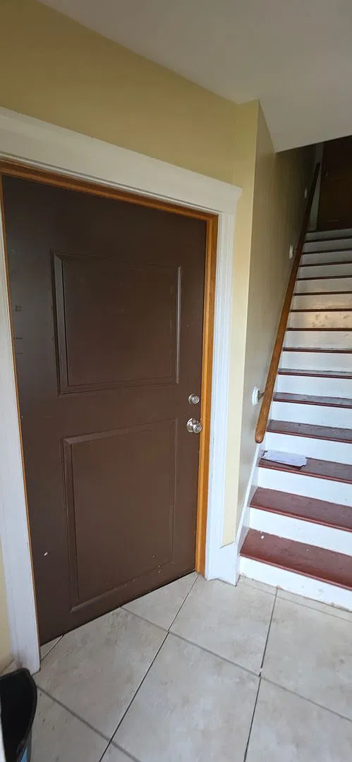 Updated 2-Bedroom Duplex with Garage Access & Convenient Bus Stop Nearby Fort Wayne, IN — Photo 2